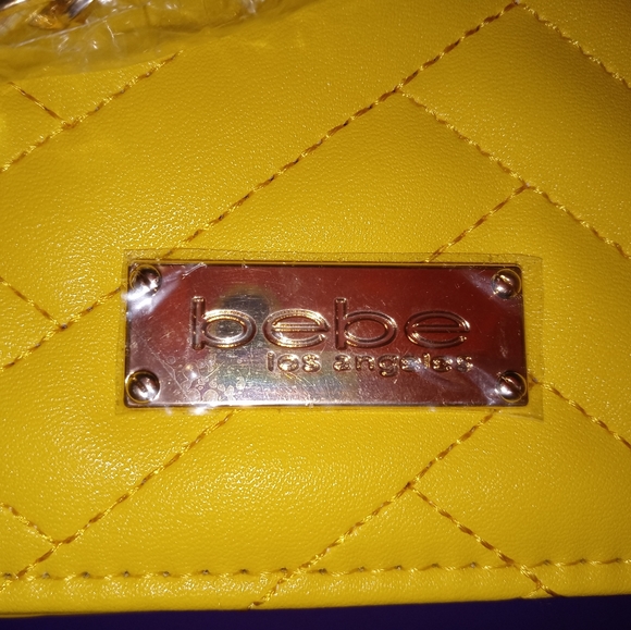 🆕Bebe | Sophia Quilted Crossbody Purse w/ Gold Chain Strap Tuscan Sun Yellow - Picture 12 of 12